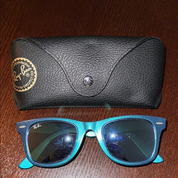 Ray-Ban Other - Ray-Ban Blue Sunglasses